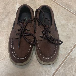 Boy Sperry top sider shoes size 10